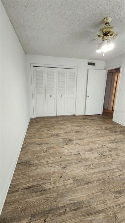 For Sale: $145,000 (2 beds, 1 baths, 828 Square Feet)