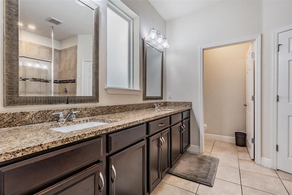 Active With Contract: $725,000 (5 beds, 3 baths, 2479 Square Feet)