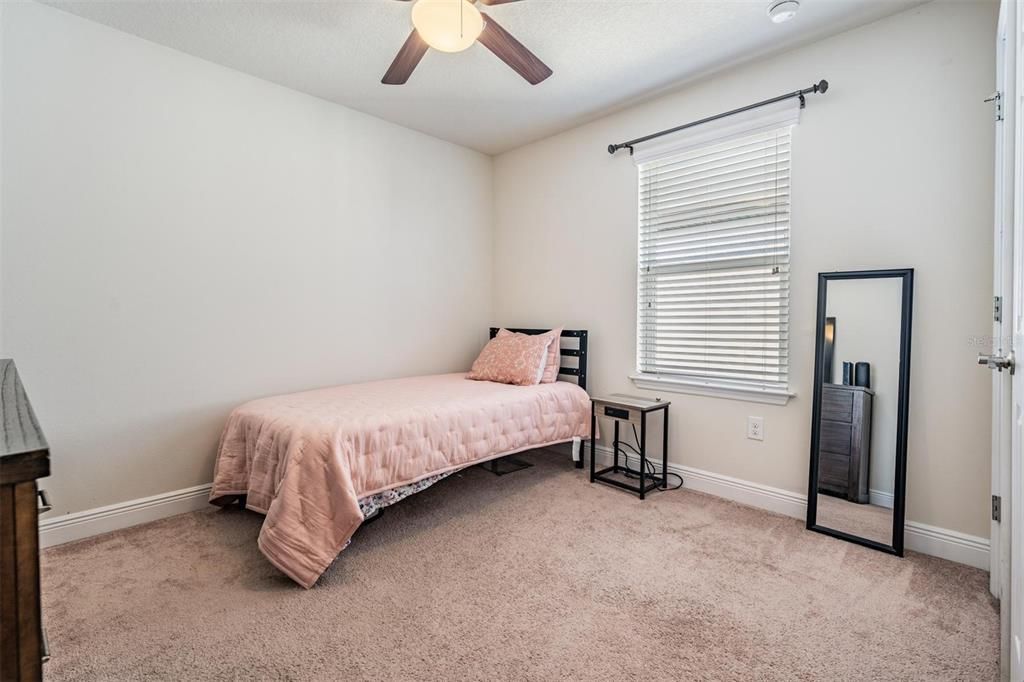 Active With Contract: $725,000 (5 beds, 3 baths, 2479 Square Feet)