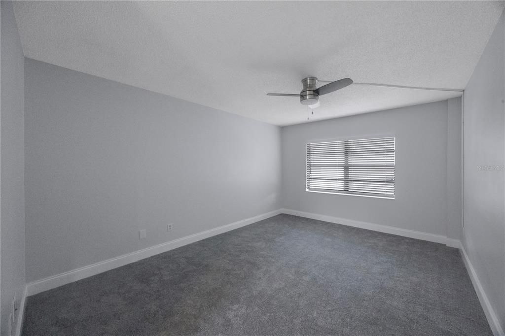 For Rent: $1,995 (2 beds, 1 baths, 1010 Square Feet)