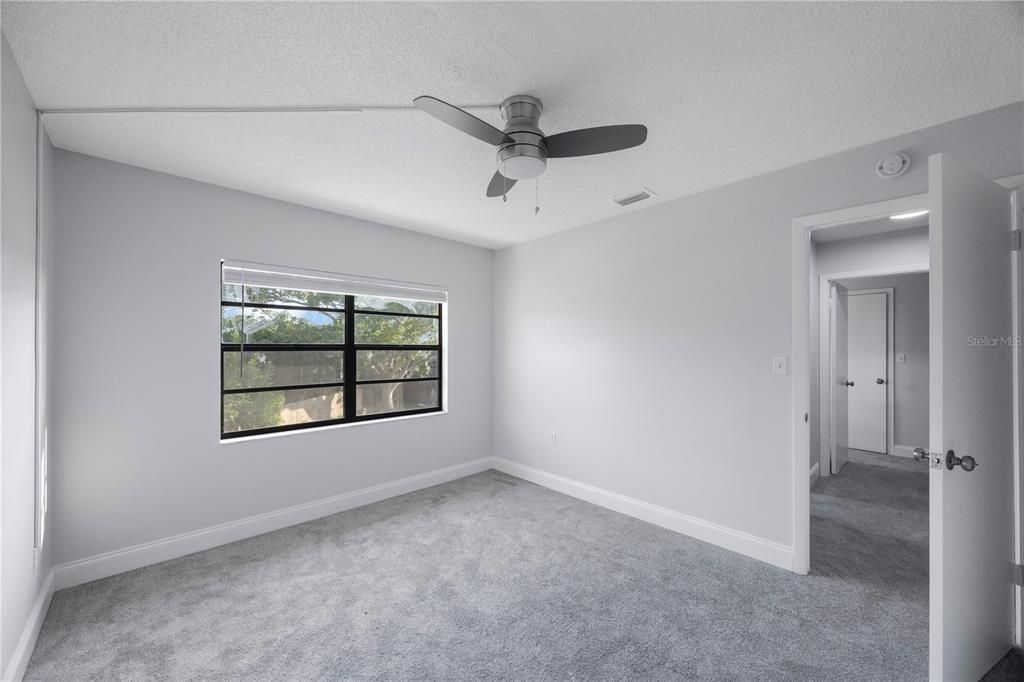 For Rent: $1,995 (2 beds, 1 baths, 1010 Square Feet)