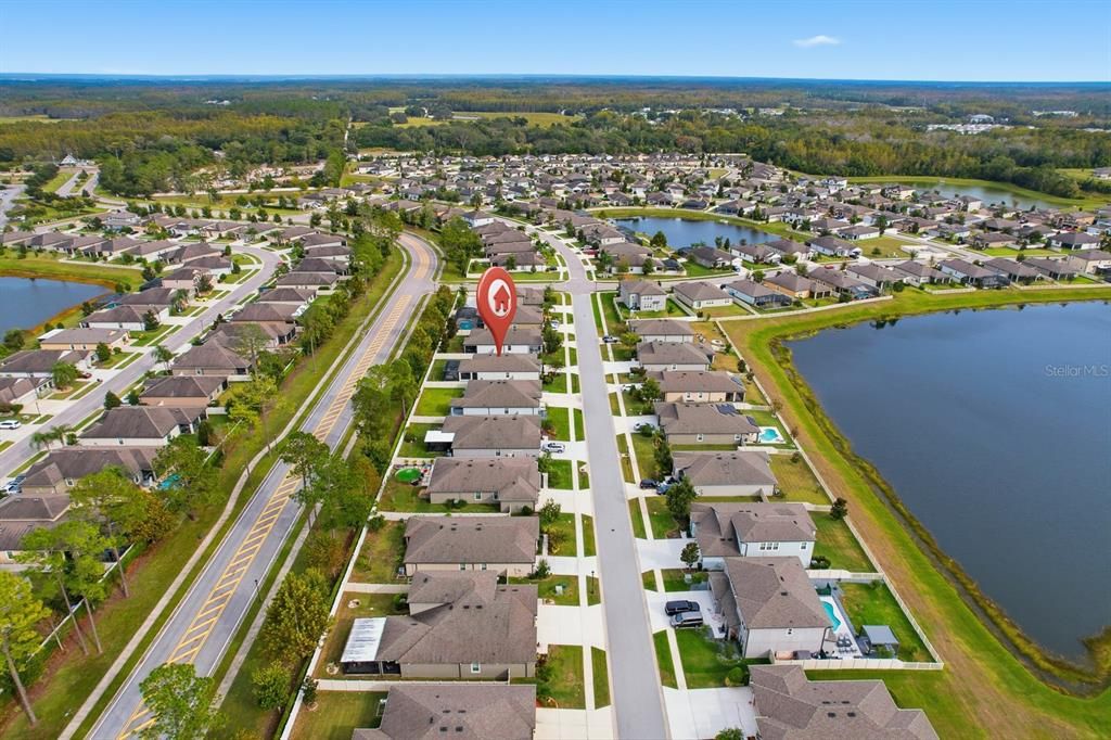 Active With Contract: $379,900 (3 beds, 2 baths, 1826 Square Feet)