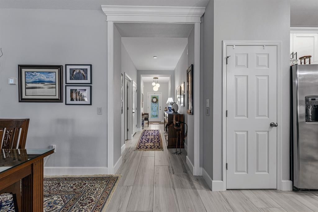 Active With Contract: $379,900 (3 beds, 2 baths, 1826 Square Feet)