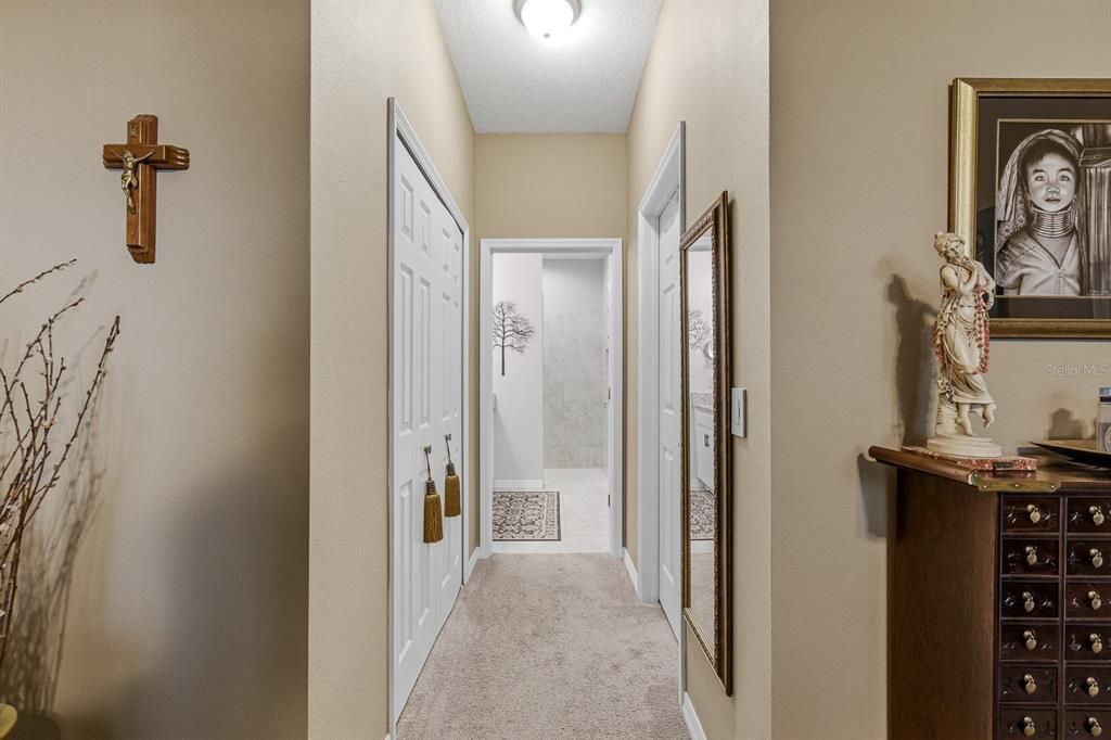 Active With Contract: $379,900 (3 beds, 2 baths, 1826 Square Feet)