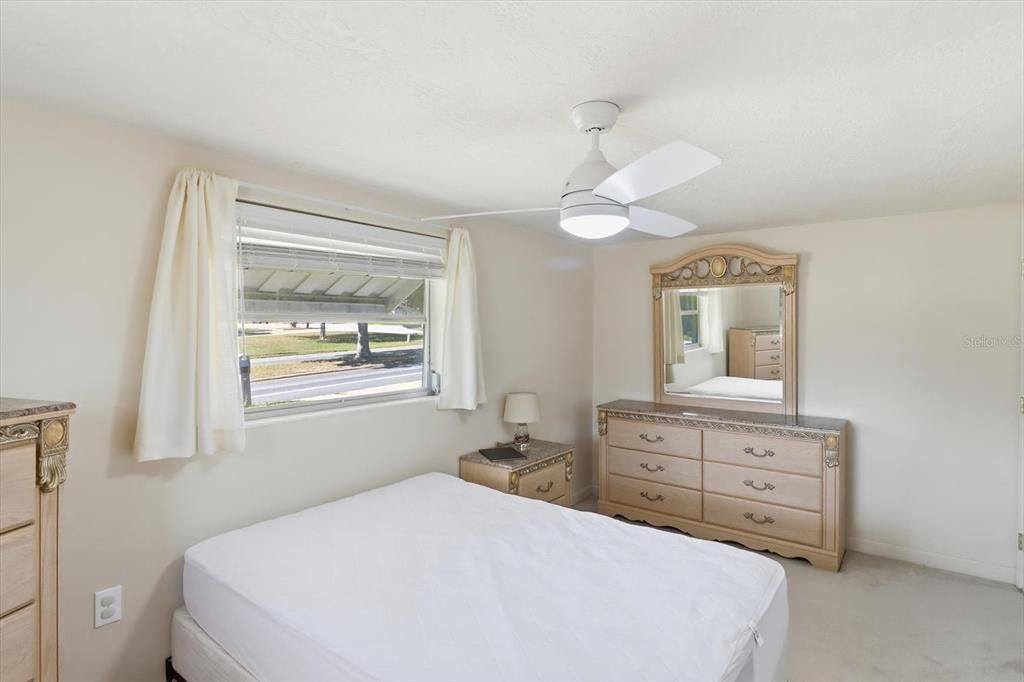 For Sale: $195,000 (3 beds, 2 baths, 1016 Square Feet)