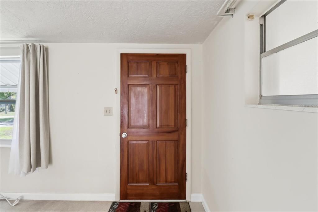 For Sale: $195,000 (3 beds, 2 baths, 1016 Square Feet)