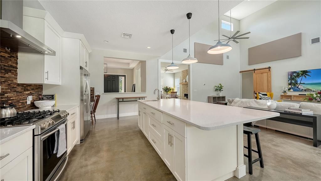 На продажу: $2,250,000 (4 спален, 4 ванн, 4003 Квадратных фут)