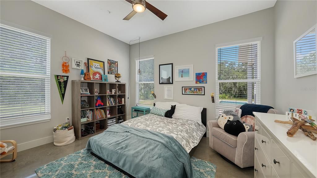 На продажу: $2,250,000 (4 спален, 4 ванн, 4003 Квадратных фут)