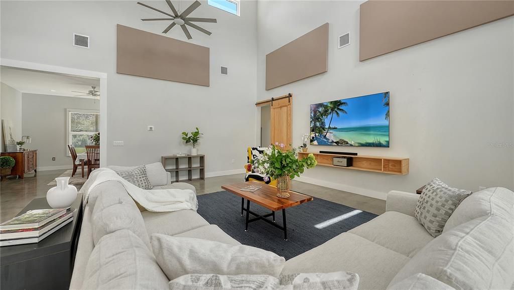 На продажу: $2,250,000 (4 спален, 4 ванн, 4003 Квадратных фут)