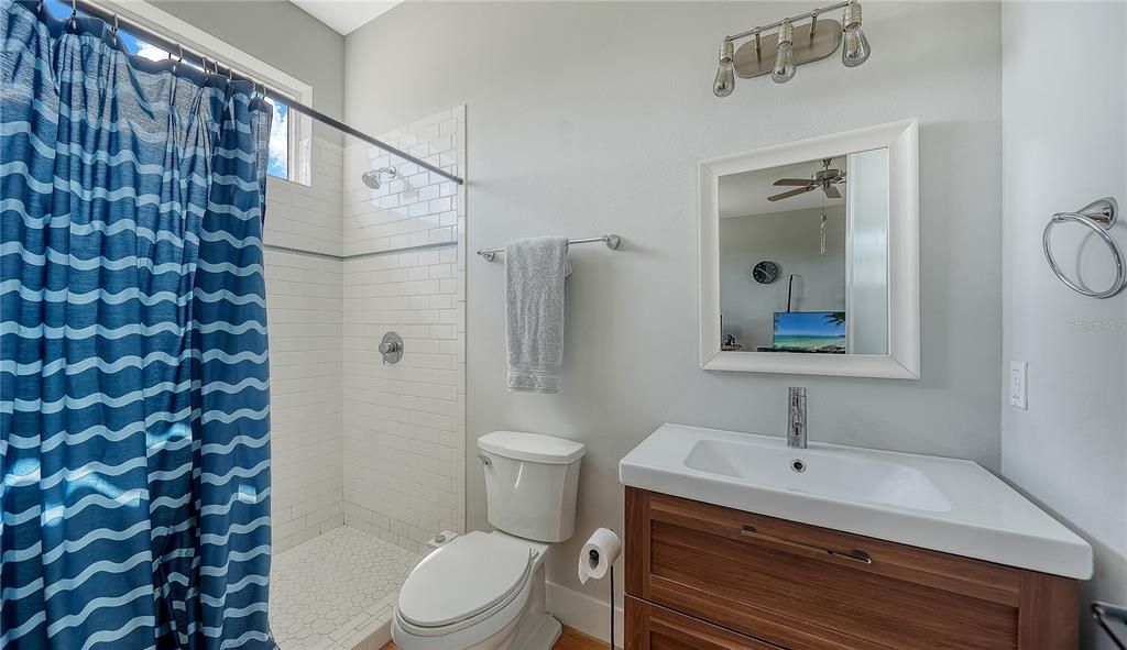 На продажу: $2,250,000 (4 спален, 4 ванн, 4003 Квадратных фут)