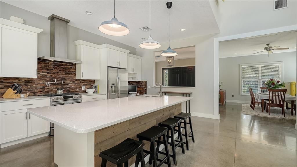 На продажу: $2,250,000 (4 спален, 4 ванн, 4003 Квадратных фут)