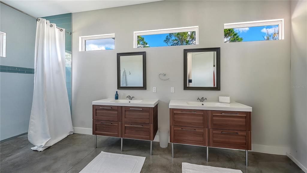 На продажу: $2,250,000 (4 спален, 4 ванн, 4003 Квадратных фут)