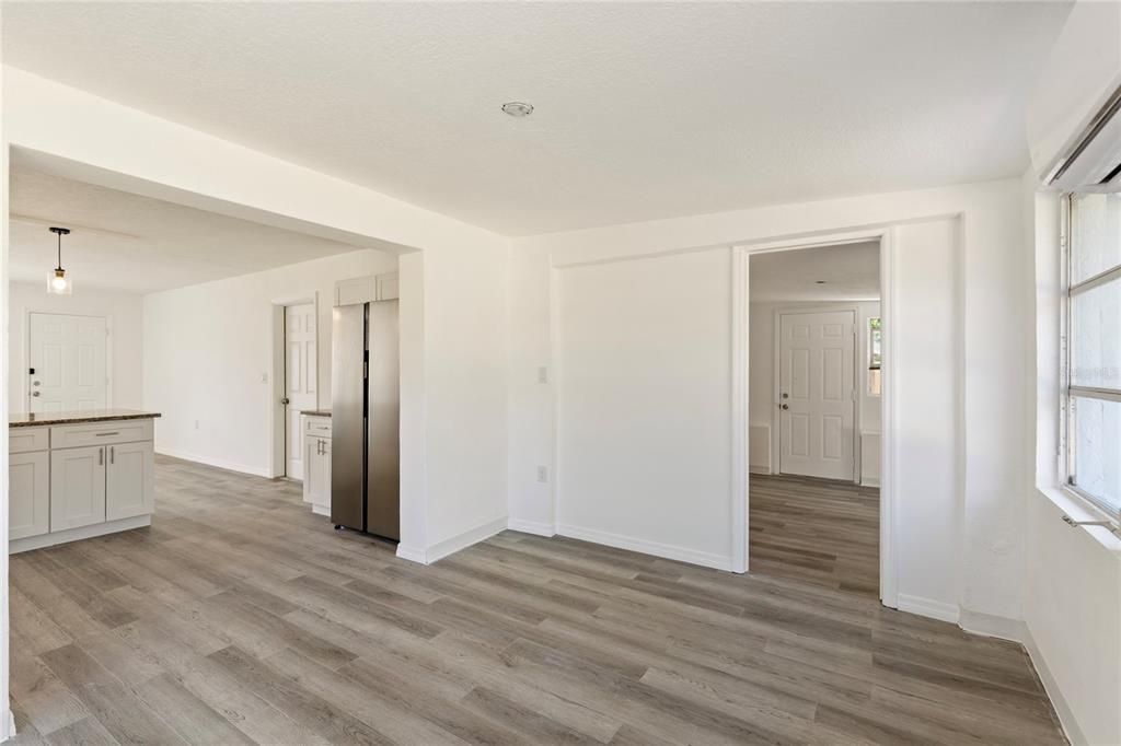 For Sale: $196,369 (3 beds, 2 baths, 1198 Square Feet)