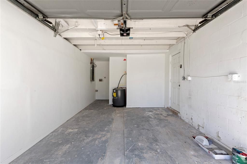 For Sale: $196,369 (3 beds, 2 baths, 1198 Square Feet)