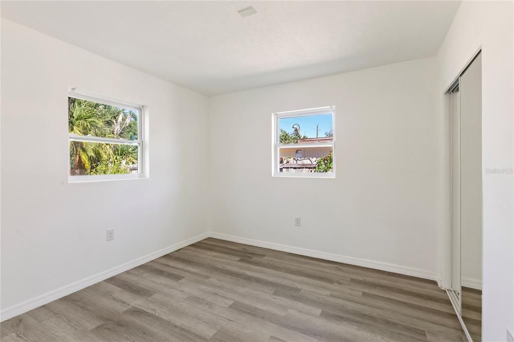 For Sale: $196,369 (3 beds, 2 baths, 1198 Square Feet)