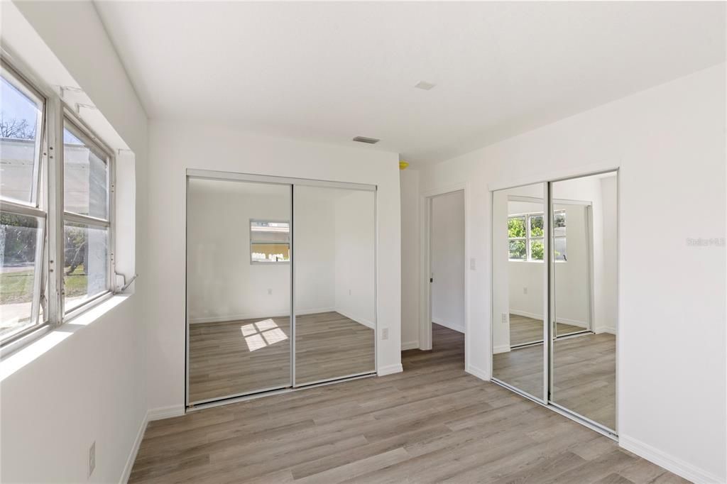 For Sale: $196,369 (3 beds, 2 baths, 1198 Square Feet)