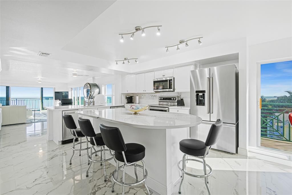 待售: $1,275,000 (3 贝兹, 3 浴室, 2060 平方英尺)