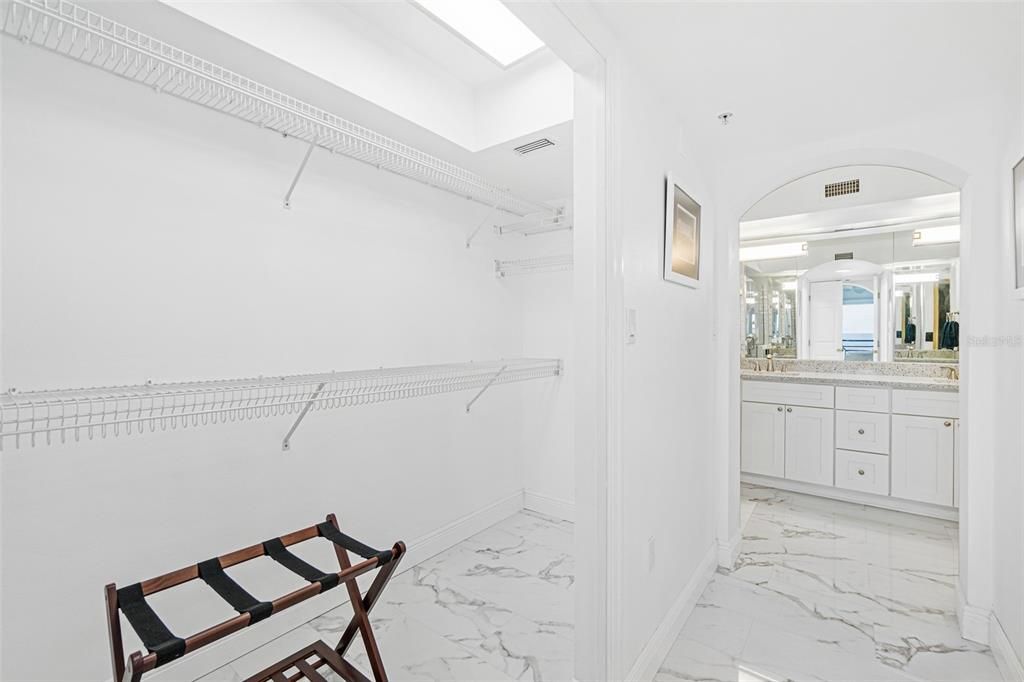 待售: $1,275,000 (3 贝兹, 3 浴室, 2060 平方英尺)