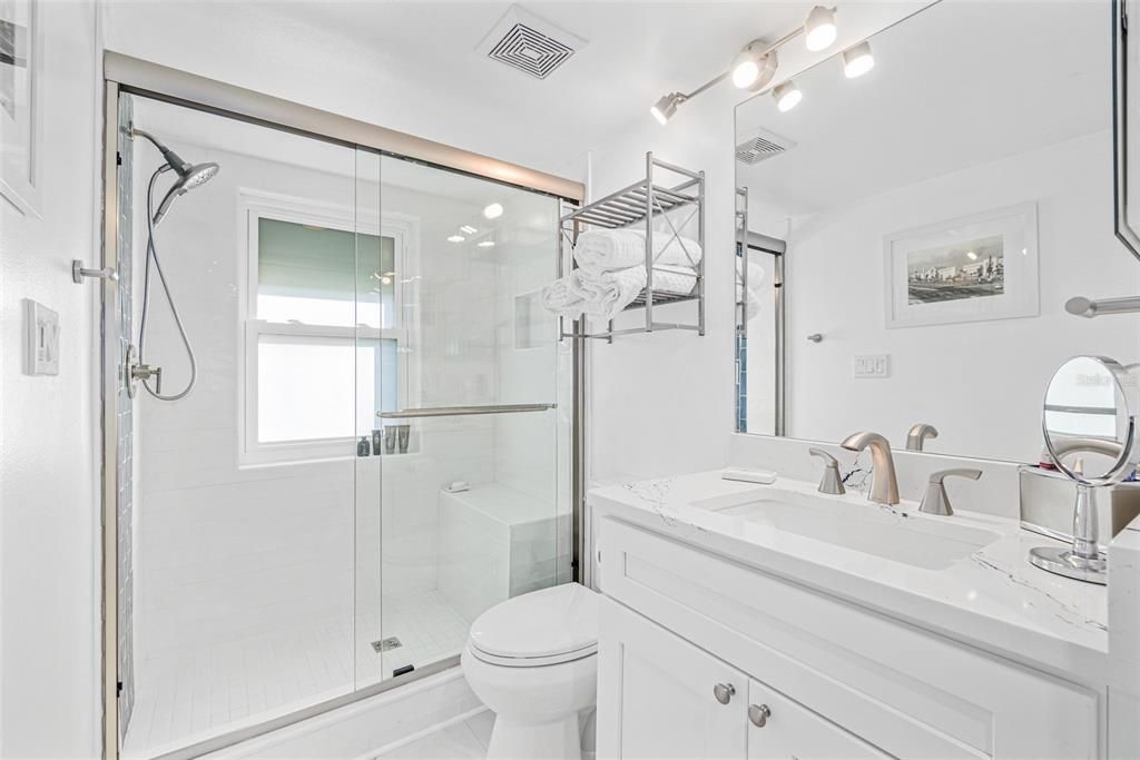 待售: $1,275,000 (3 贝兹, 3 浴室, 2060 平方英尺)