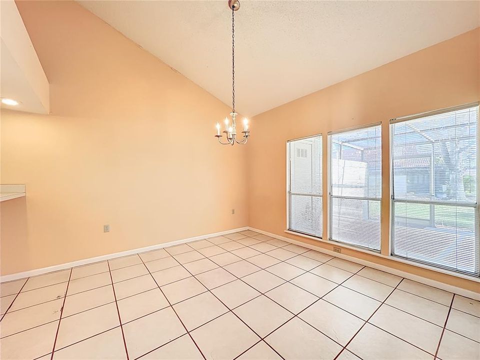 For Sale: $225,000 (3 beds, 2 baths, 1484 Square Feet)