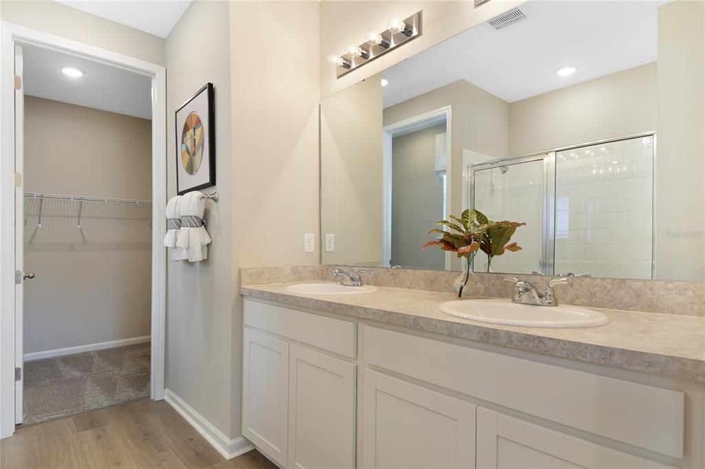 For Sale: $394,999 (4 beds, 2 baths, 2130 Square Feet)