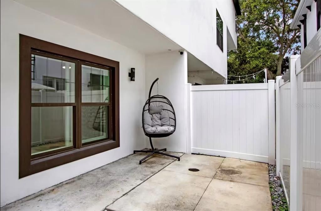 В аренду: $5,000 (3 спален, 2 ванн, 2490 Квадратных фут)