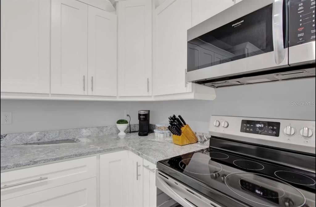 В аренду: $5,000 (3 спален, 2 ванн, 2490 Квадратных фут)