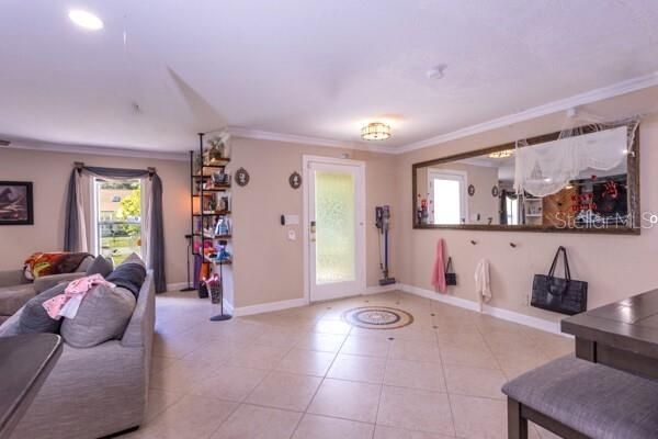 For Sale: $389,900 (3 beds, 3 baths, 2713 Square Feet)