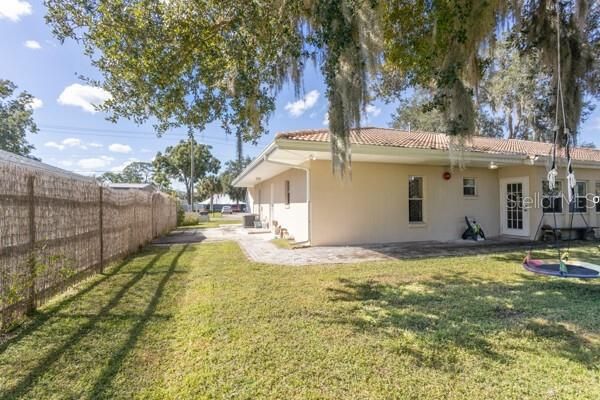 For Sale: $389,900 (3 beds, 3 baths, 2713 Square Feet)