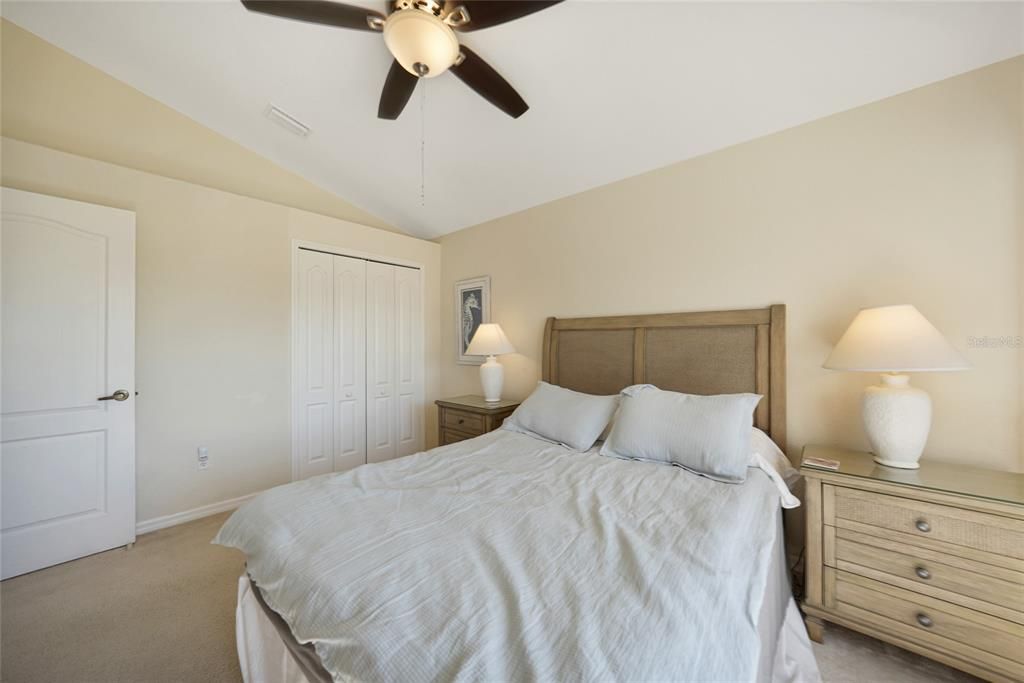 На продажу: $535,000 (3 спален, 2 ванн, 2131 Квадратных фут)