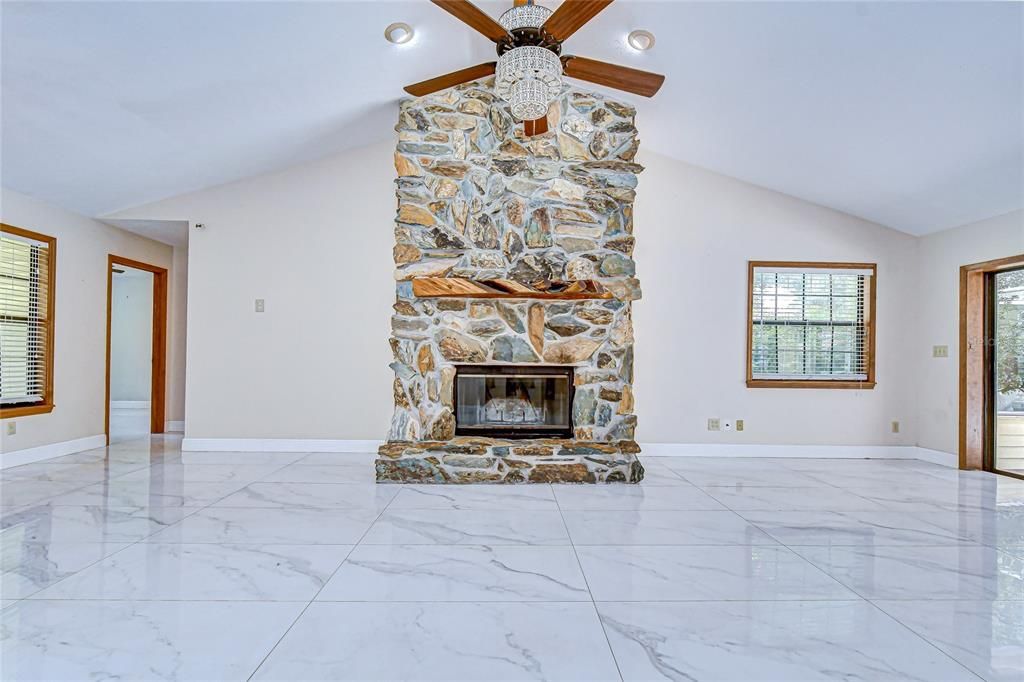 For Sale: $599,000 (3 beds, 2 baths, 2558 Square Feet)