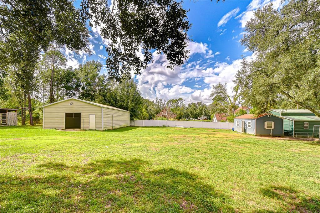 For Sale: $599,000 (3 beds, 2 baths, 2558 Square Feet)