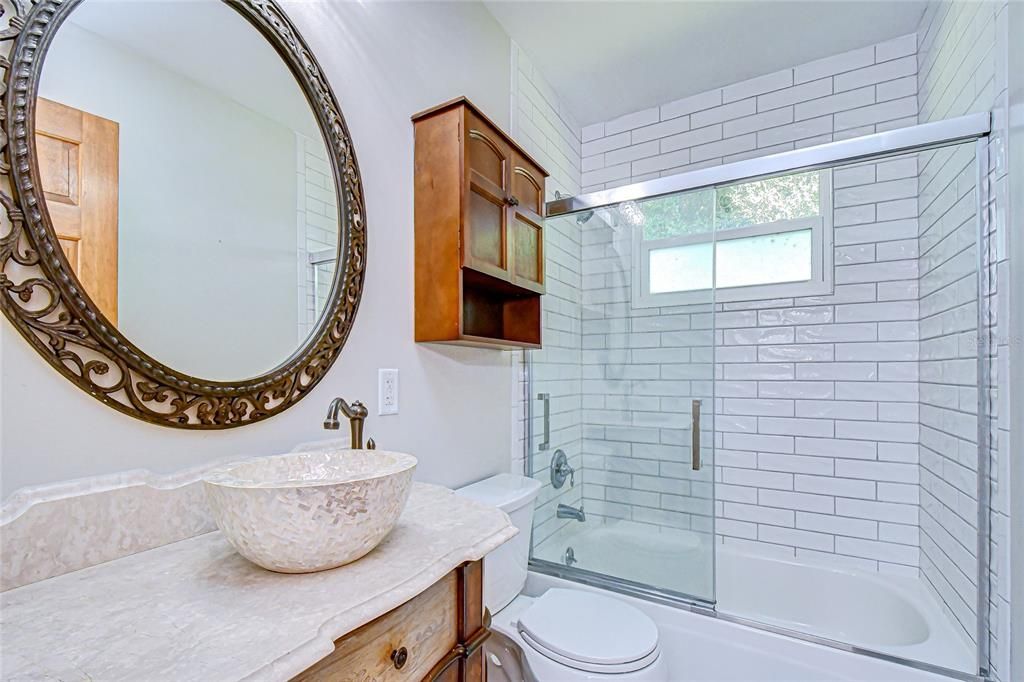 For Sale: $599,000 (3 beds, 2 baths, 2558 Square Feet)