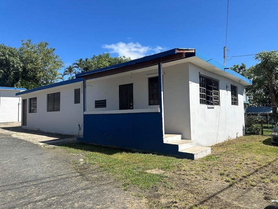 待售: $250,000 (6 贝兹, 0 浴室, 2900 平方英尺)