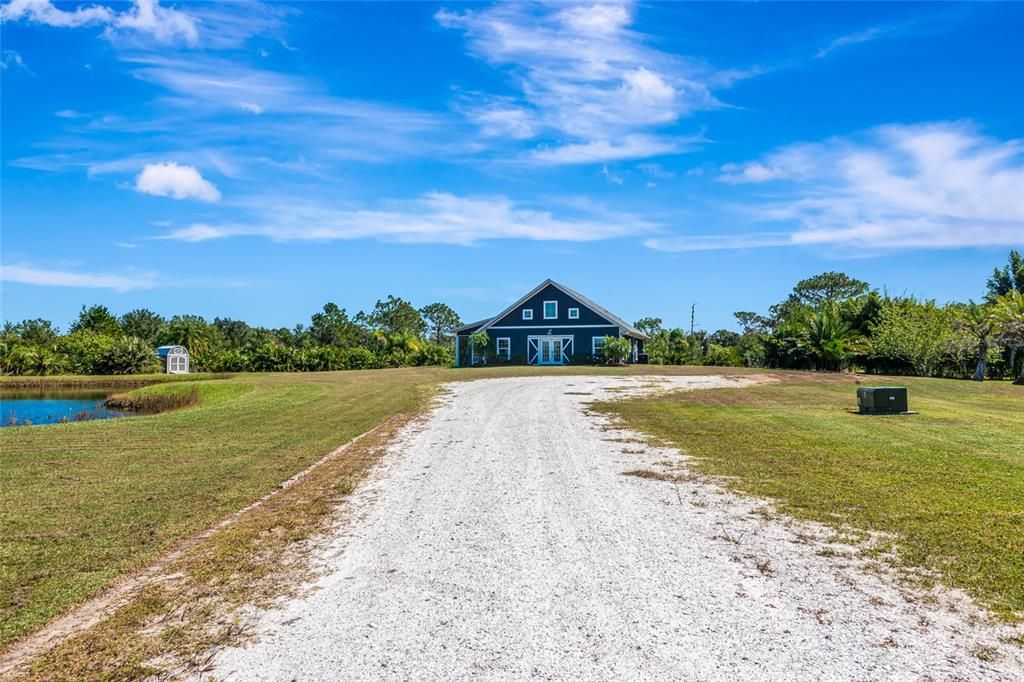 Activo con contrato: $875,000 (3 camas, 2 baños, 2405 Pies cuadrados)