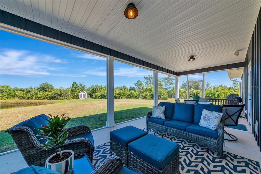 Activo con contrato: $875,000 (3 camas, 2 baños, 2405 Pies cuadrados)