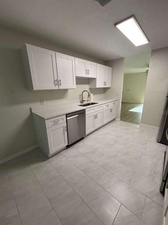 For Sale: $365,000 (4 beds, 2 baths, 1641 Square Feet)