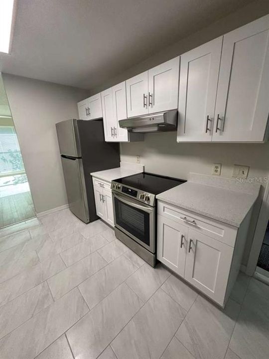 For Sale: $365,000 (4 beds, 2 baths, 1641 Square Feet)