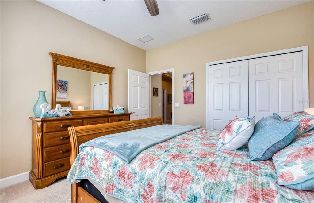 待售: $364,900 (3 贝兹, 2 浴室, 1800 平方英尺)