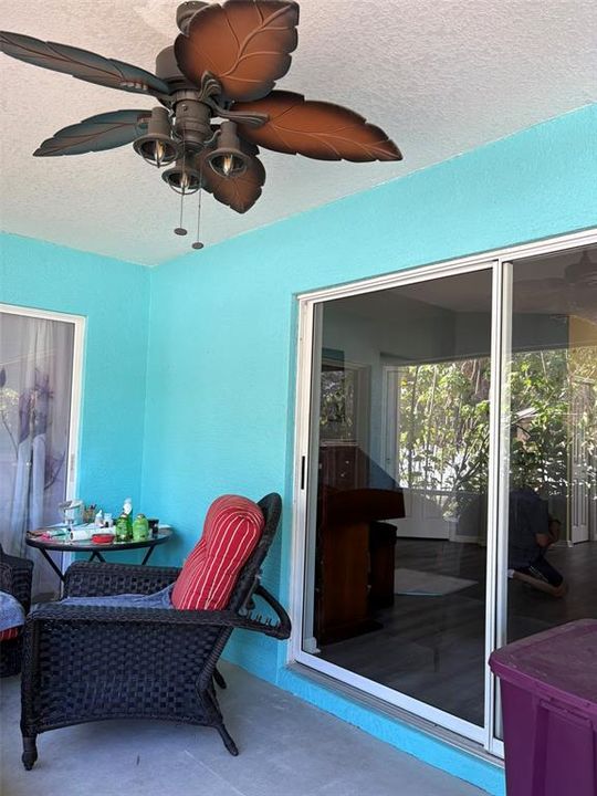 For Sale: $299,900 (3 beds, 2 baths, 1493 Square Feet)