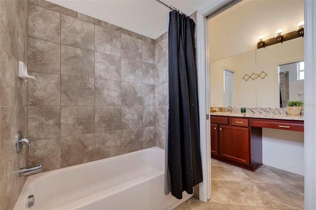 For Sale: $799,000 (4 beds, 3 baths, 2733 Square Feet)