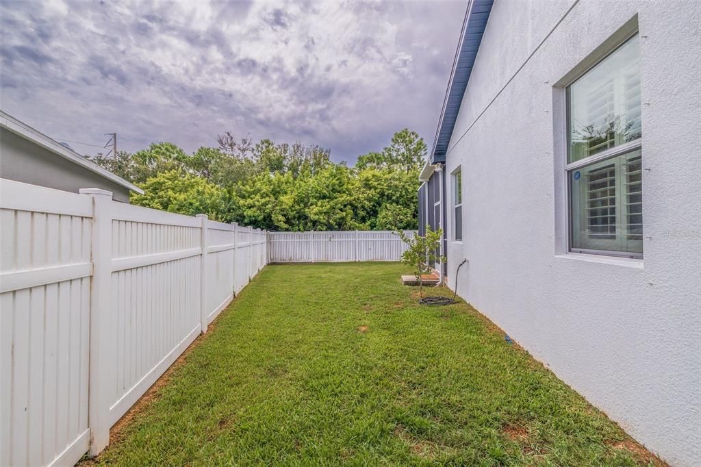 For Sale: $799,000 (4 beds, 3 baths, 2733 Square Feet)