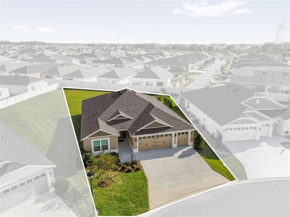 En Venta: $549,900 (3 camas, 3 baños, 1905 Pies cuadrados)