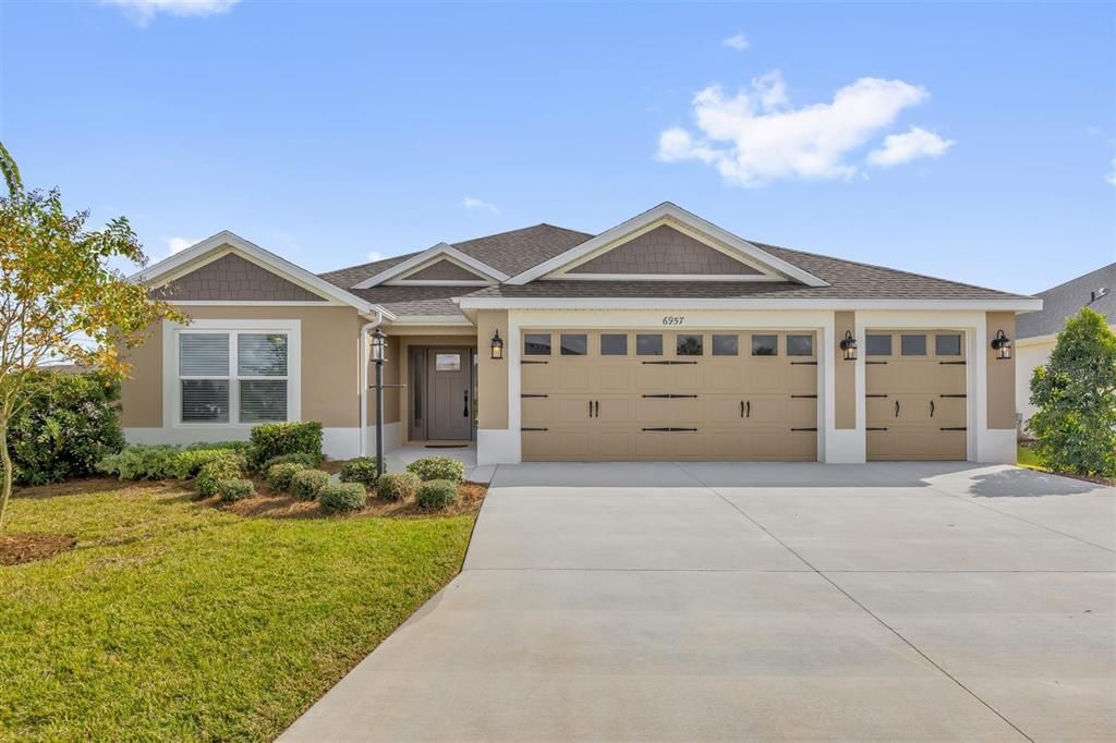 En Venta: $549,900 (3 camas, 3 baños, 1905 Pies cuadrados)