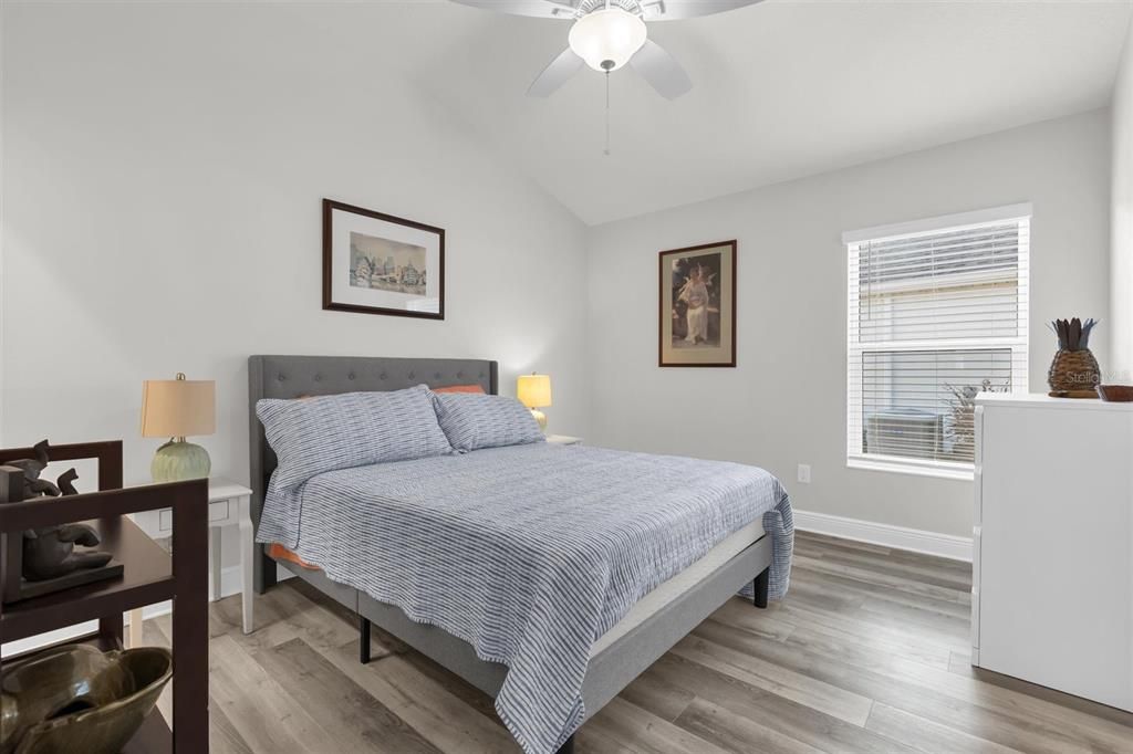 En Venta: $549,900 (3 camas, 3 baños, 1905 Pies cuadrados)