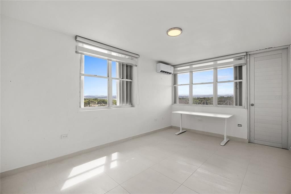 待售: $795,000 (3 贝兹, 2 浴室, 1901 平方英尺)