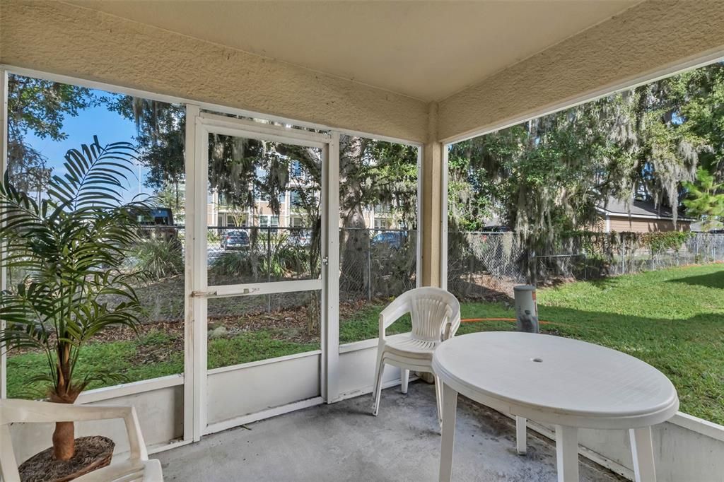 待售: $214,000 (3 贝兹, 2 浴室, 1204 平方英尺)