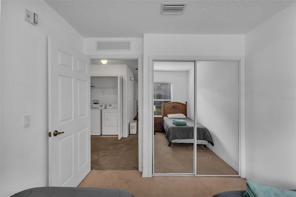 待售: $214,000 (3 贝兹, 2 浴室, 1204 平方英尺)