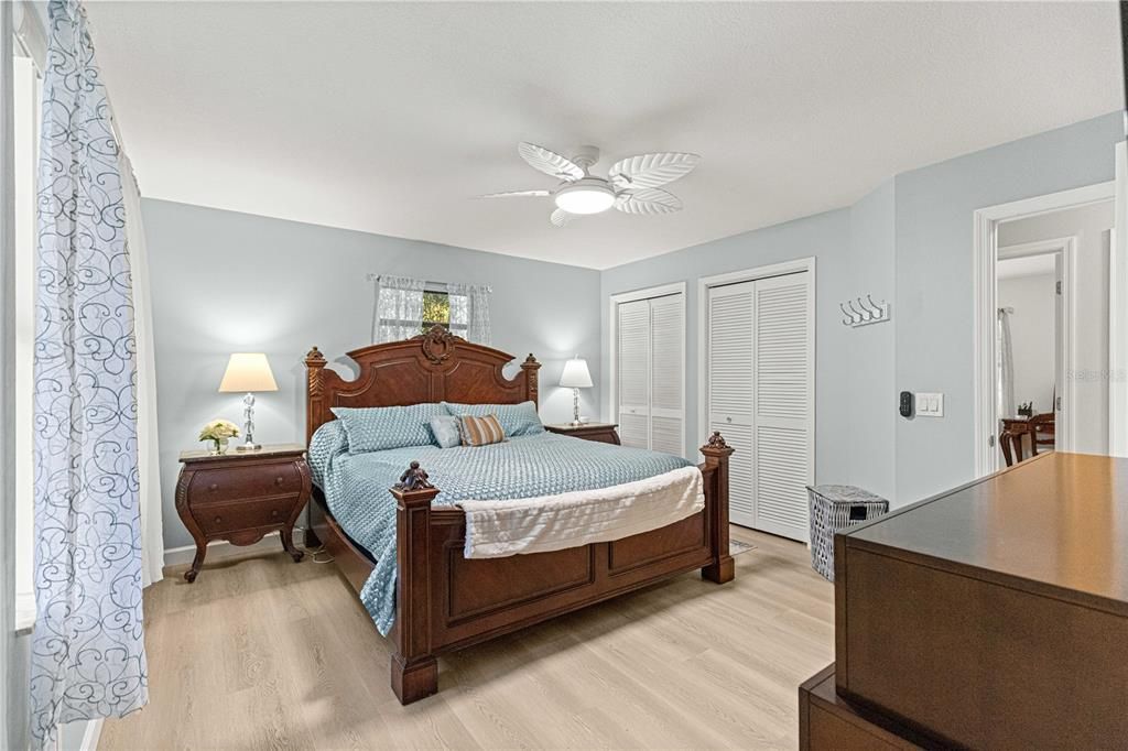 待售: $320,000 (3 贝兹, 2 浴室, 1256 平方英尺)