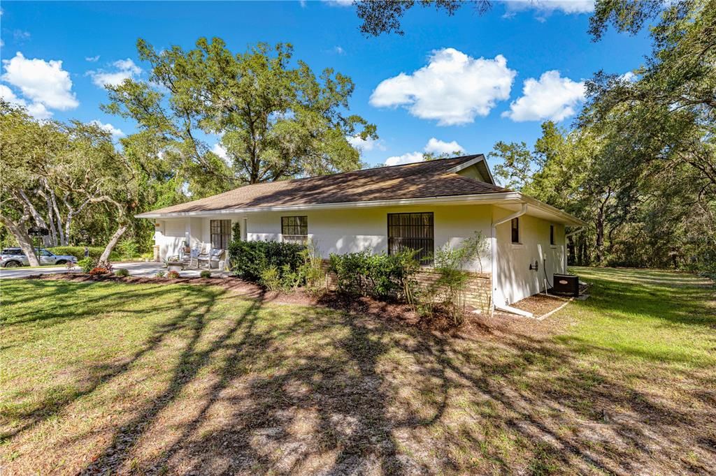 待售: $320,000 (3 贝兹, 2 浴室, 1256 平方英尺)